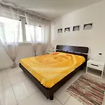 Costa Azzurra Apartament Grado
